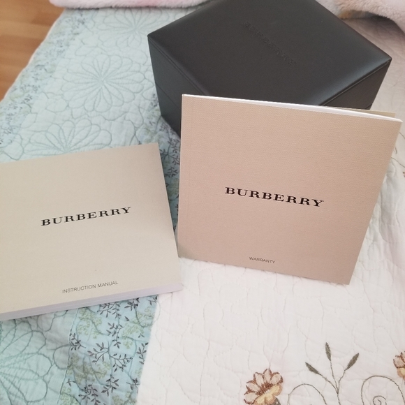 Burberry bangle watch main image 5